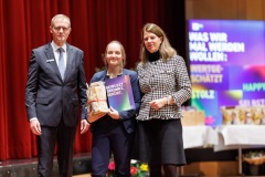 7ff01d4b-fcc0-4d33-a1ff-f553d3ca538c