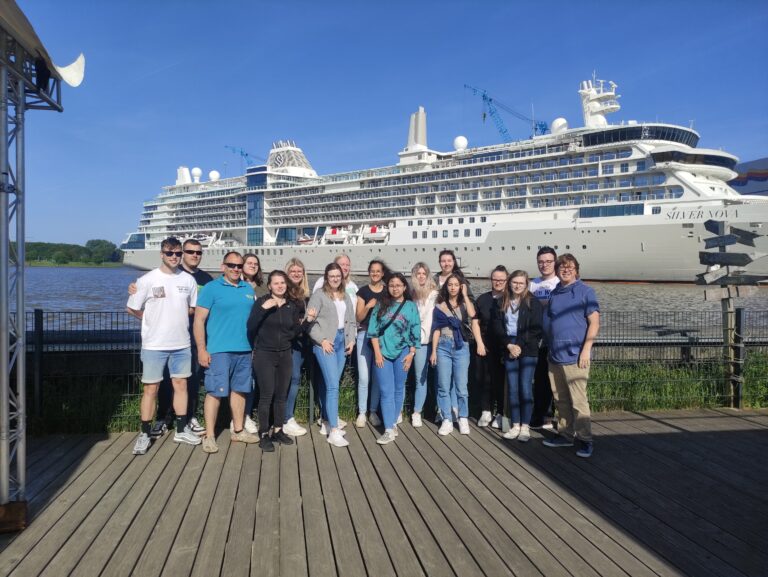 Teambuilding-Workshop der W-IK 22 in Papenburg